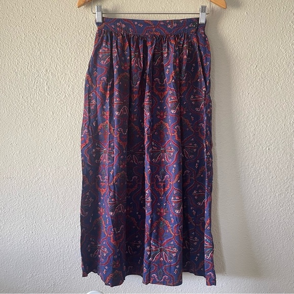 Vintage Dresses & Skirts - Vintage 90s Floral Midi Long Skirt Women’s 6 Navy Medallion Flowy Boho Cottage